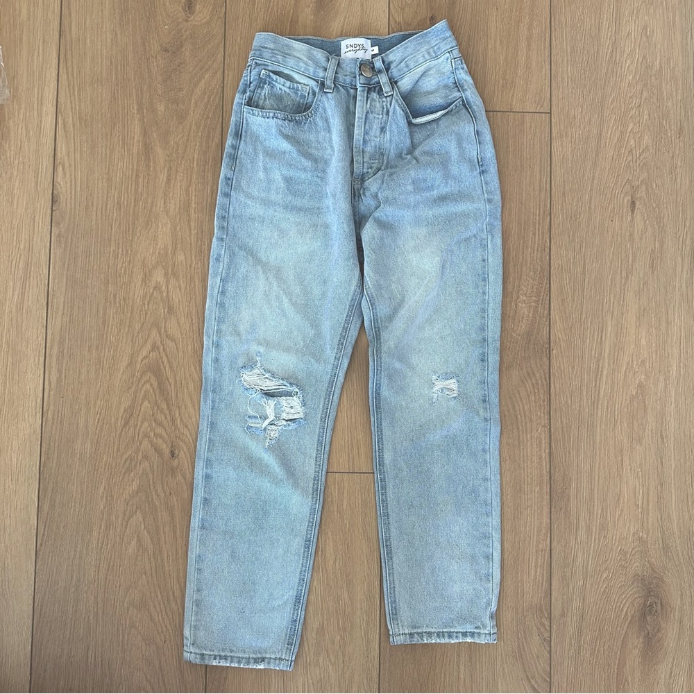 NWT SNDYS x Revolve Kaya Buttonfly Blue Distress Jeans